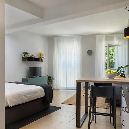 Favola Center Studio, Free Parking, *