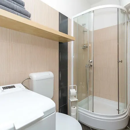 Favola Center Studio, Free Parking,